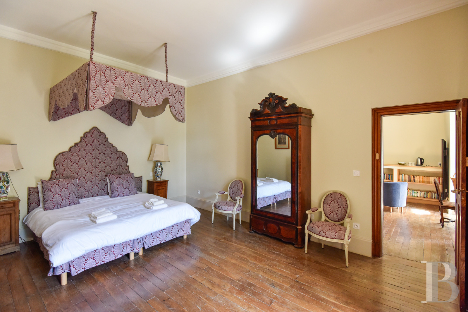 À Ainay-le-Vieil, entre Bourges et Montluçon, une forteresse séculaire tout en raffinement  - photo  n°17